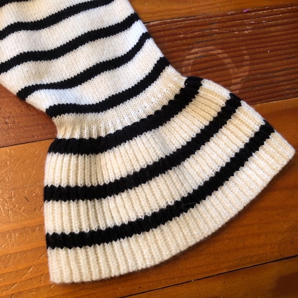 🌼 SALE~ J. Crew Striped Sweater—NEVER WORN!🌼 - Picture 2 of 4